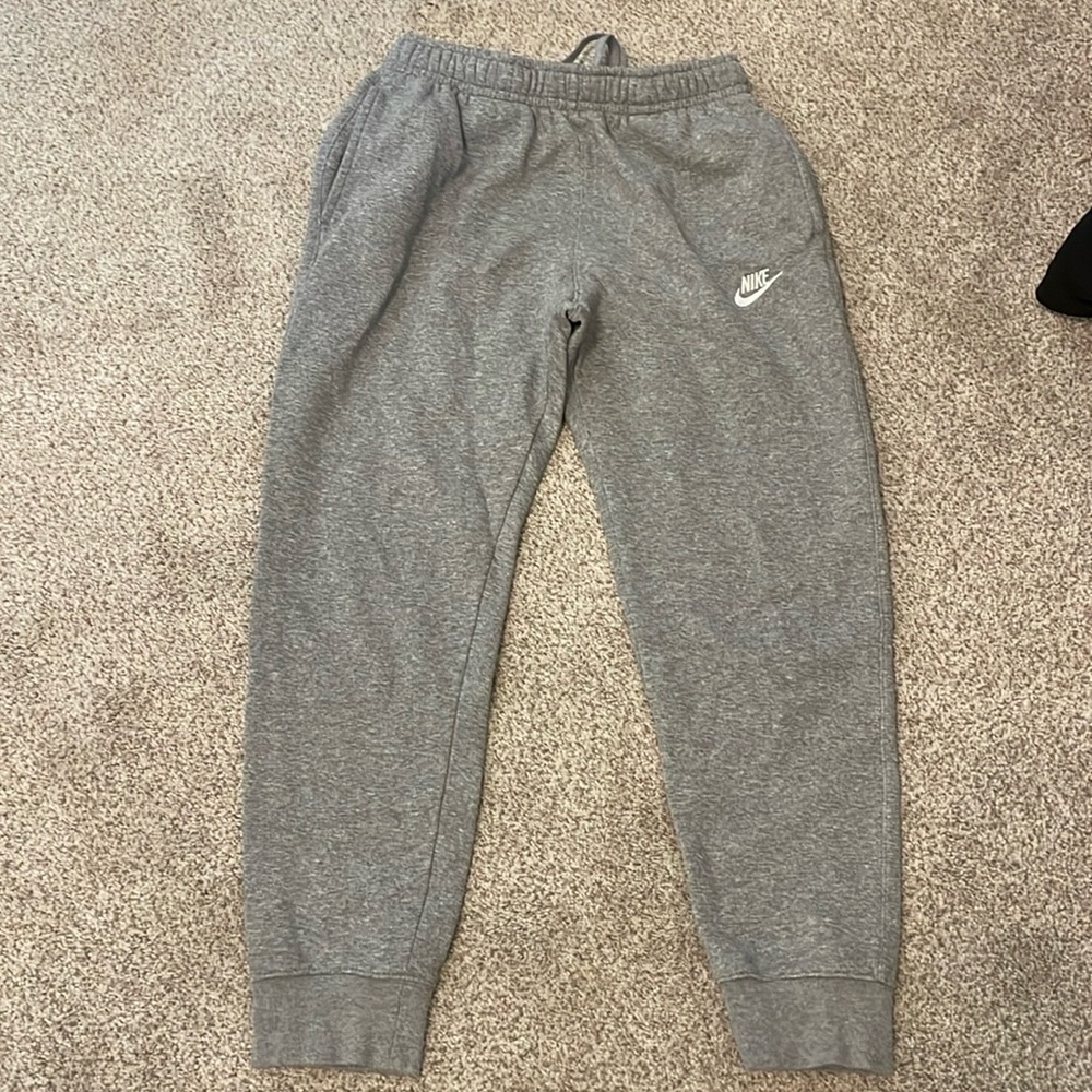 Nike gray sweatpants.